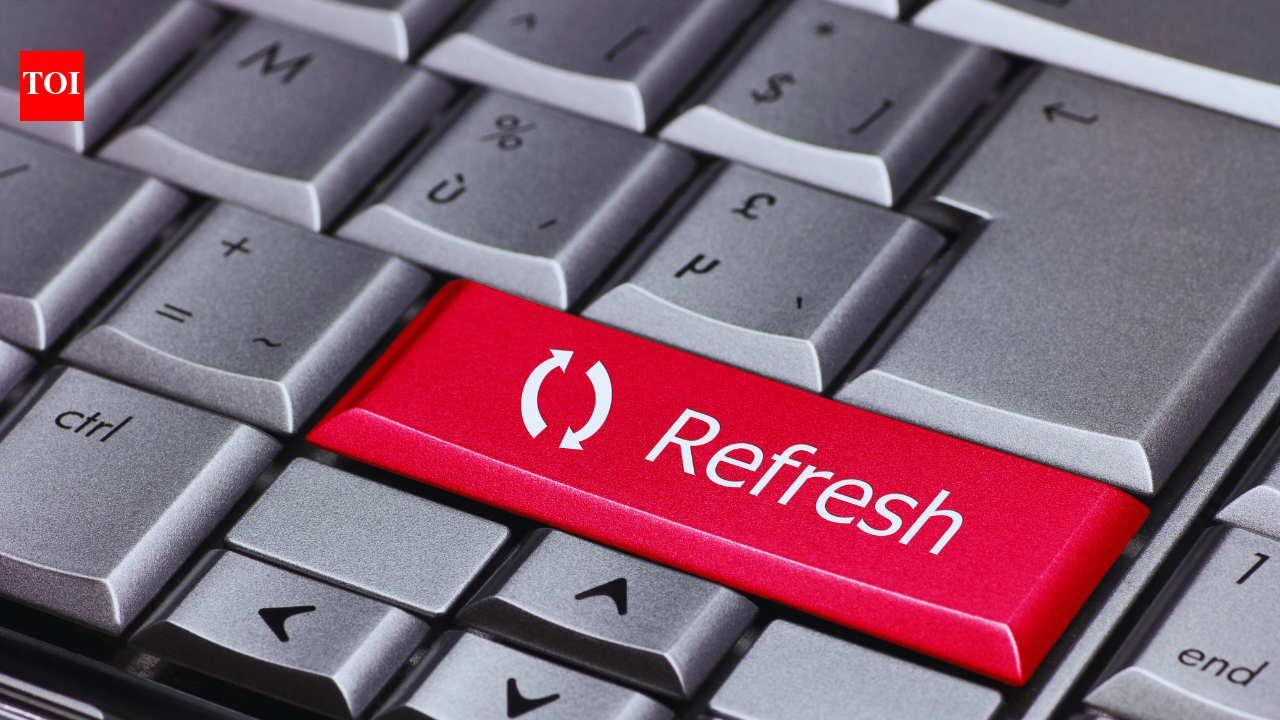 “I’m now on my family’s details but when I click…” Woman shared her e-visa woes and the only thing that solved her problem was… |