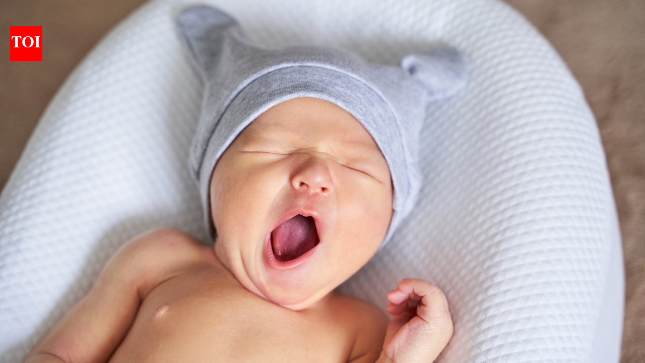 10 powerful baby names that mean ‘shining like the sun’