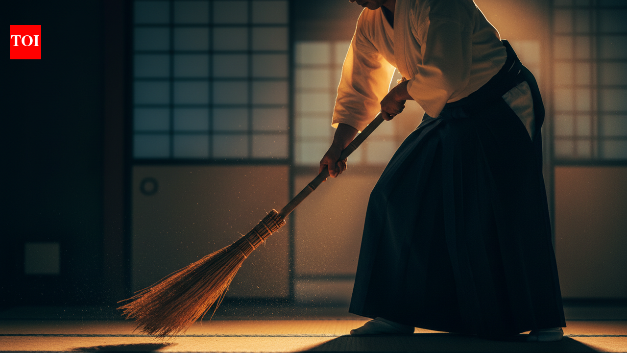 The Japanese cleaning ritual your apartment desperately needs |